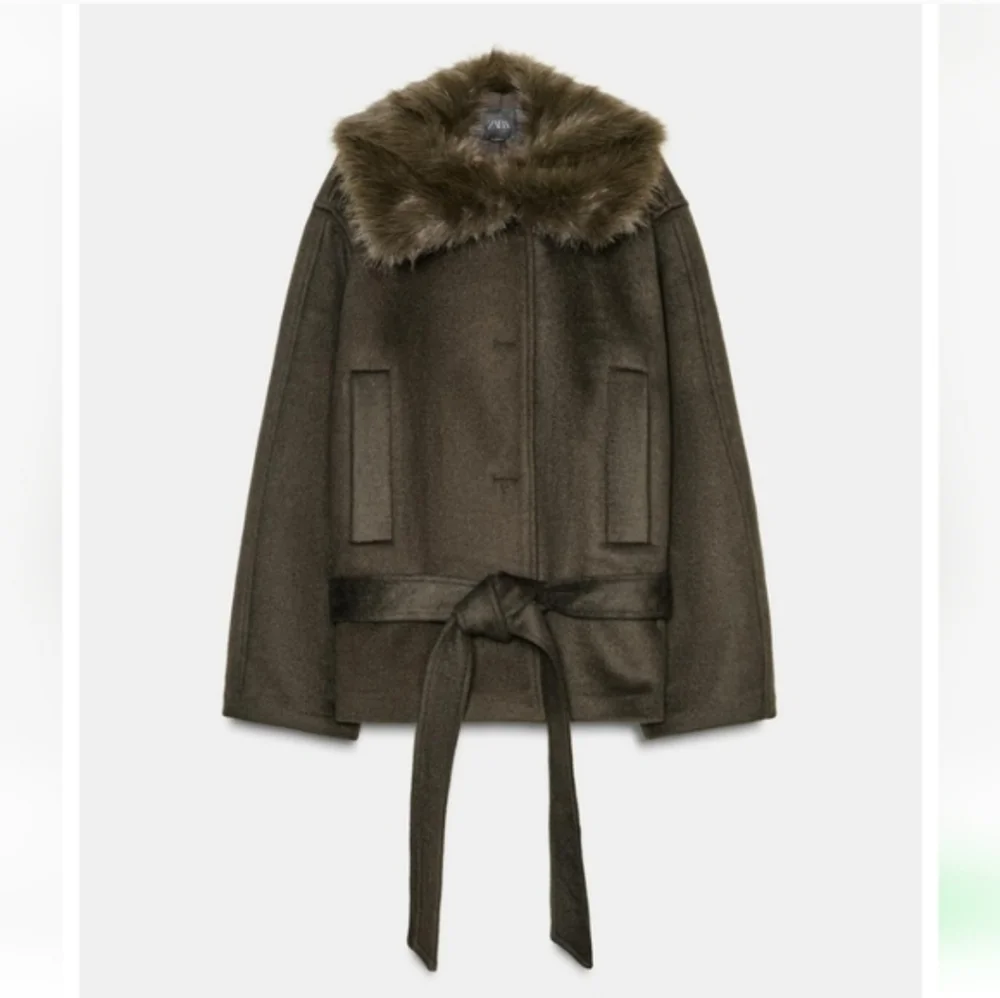 ZARA WOOL BLEND COAT WITH FAUX FUR COLLAR Size S_11